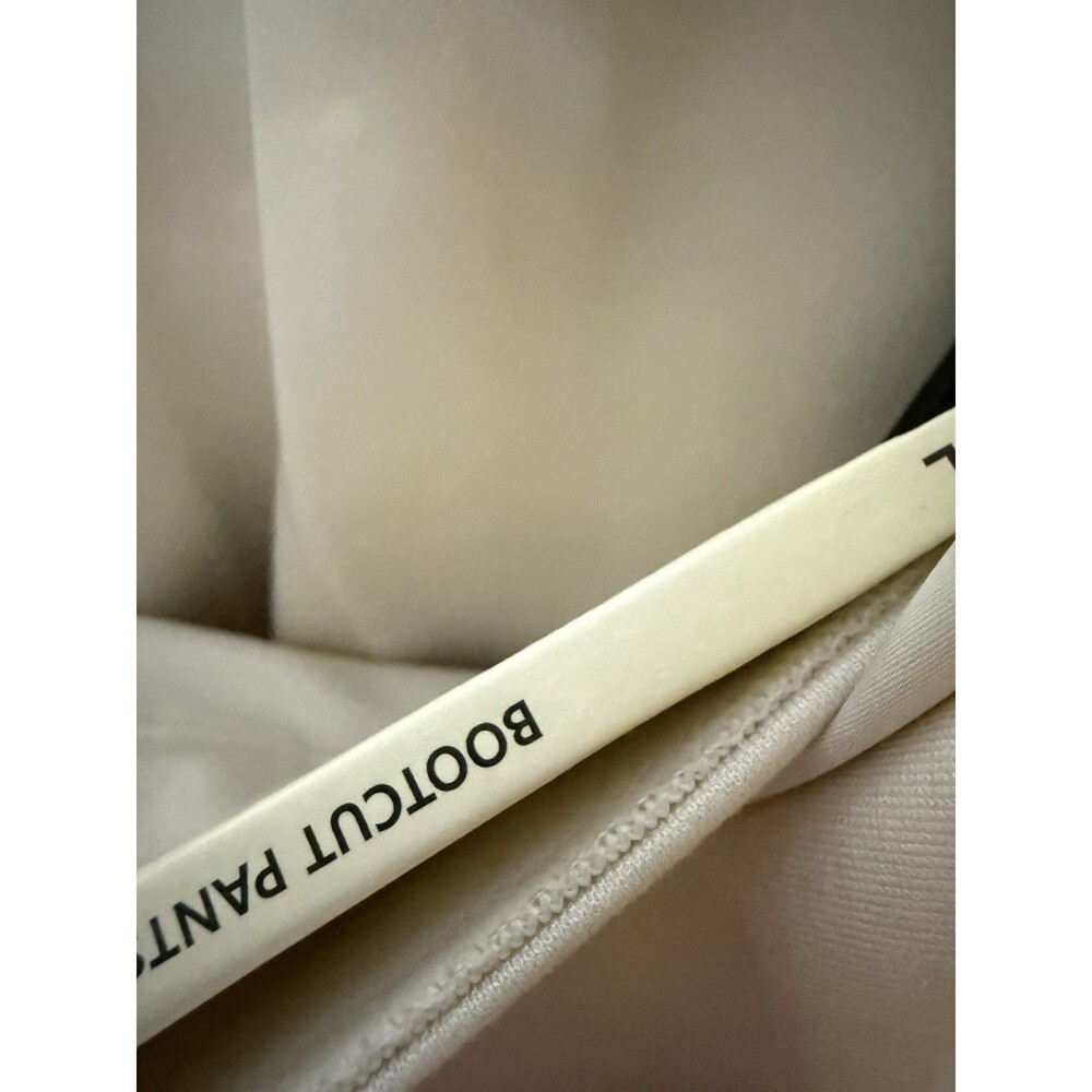 Max Studio Cream Women’s Pantsuit Size L NWT - Picture 5 of 12